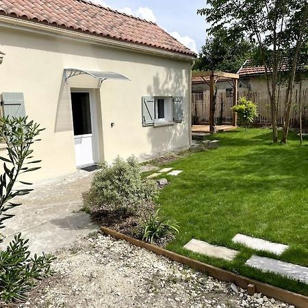 Petite Maison Avec Jardin Au Calme فلوراك المظهر الخارجي الصورة