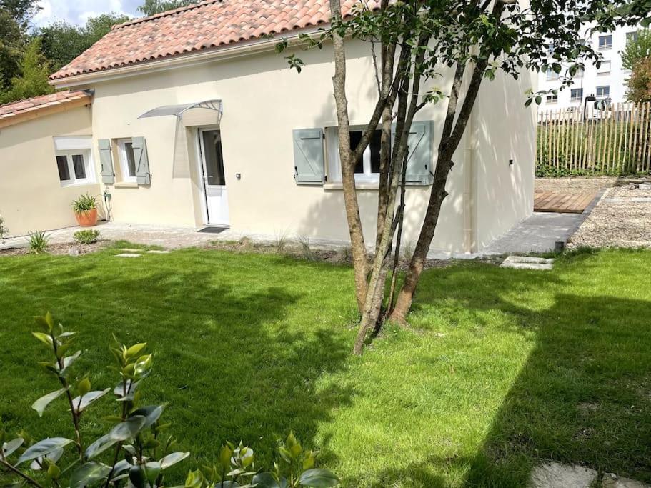 Petite Maison Avec Jardin Au Calme فلوراك المظهر الخارجي الصورة