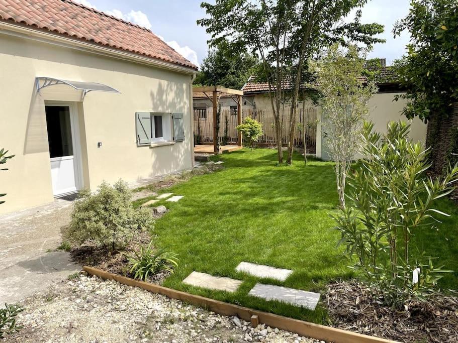 Petite Maison Avec Jardin Au Calme فلوراك المظهر الخارجي الصورة