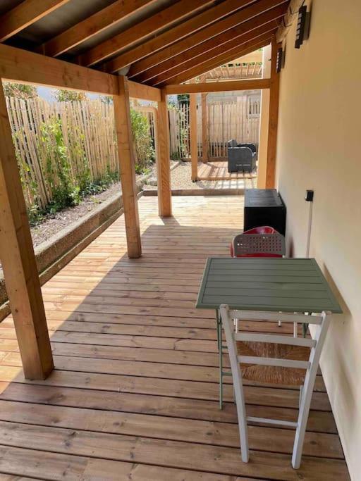 Petite Maison Avec Jardin Au Calme فلوراك المظهر الخارجي الصورة